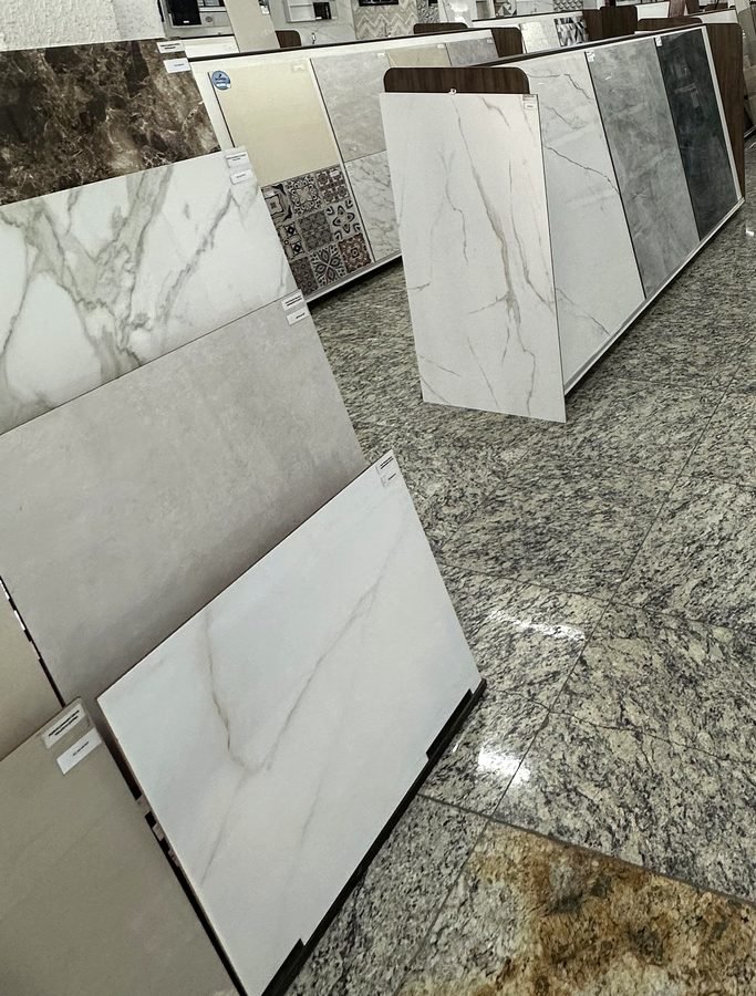 Showroom: pisos e revestimentos